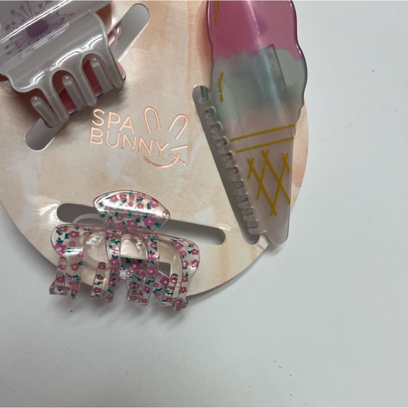 NWT ice cream 🍦🌺🍦 Spa Bunny Hair Claws Clips set of 3 - Picture 8 of 14